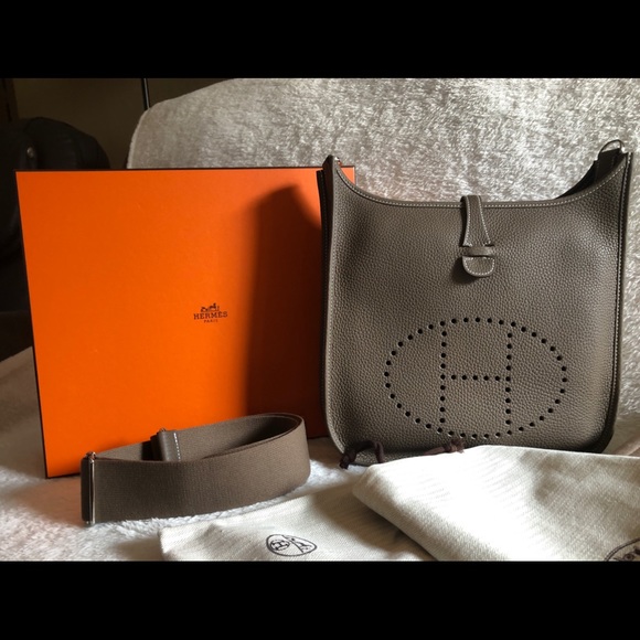 Hermes Handbags - Hermès Evelyne III 29